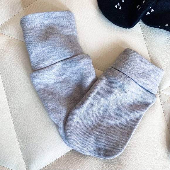 George • 3 Pack Scratch Mittens - Picture 4 of 4